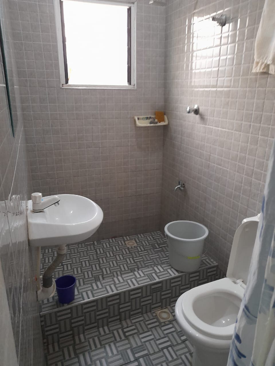 Stay At Bush Road With Raster